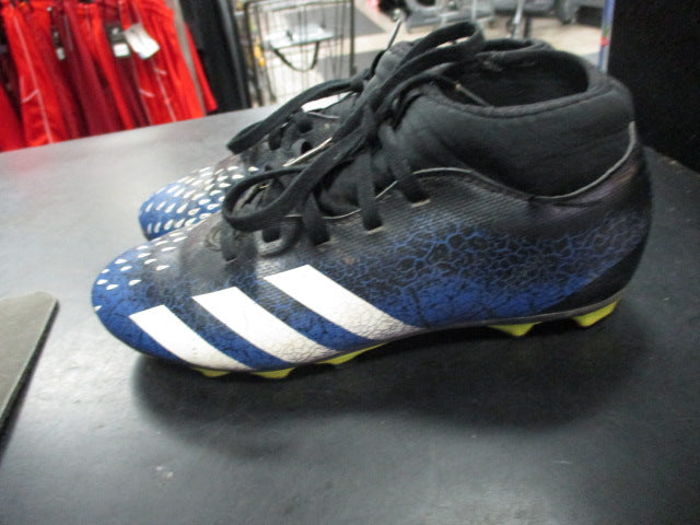 Load image into Gallery viewer, Used Adidas Predator Size 1.5 Soccer Cleats

