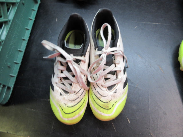 Load image into Gallery viewer, Used Adidas Predator Soccer Cleats - Size 11
