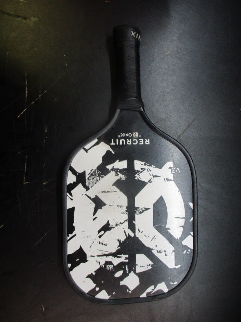 Load image into Gallery viewer, Used Recruit by ONIX Pickleball V3 Paddle
