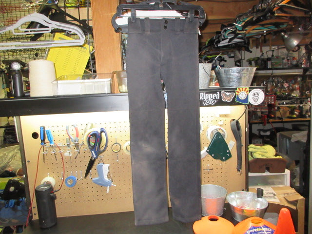 Load image into Gallery viewer, Used Mizuno Open Bottom Baseball Pants - Size Youth Small

