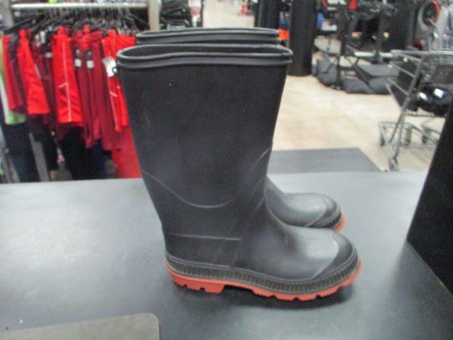 Load image into Gallery viewer, Used Size 2 Rain Boots

