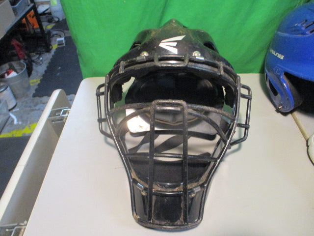 Load image into Gallery viewer, Used Easton Large 7 1/8 - 7 7/8 Catchers Helmet
