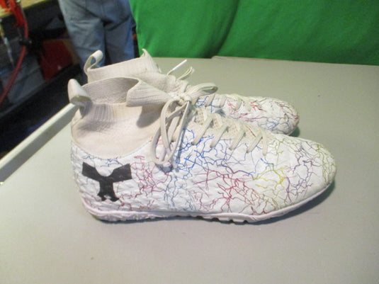 Used Jiebuniao Size Youth 3.5 Indoor Soccer Cleats