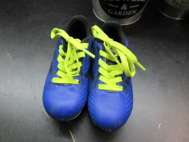 Load image into Gallery viewer, Used Mitre Soccer Cleats - Size Youth 10
