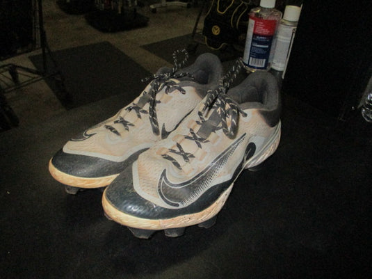 Used Nike Alpha Huarache Elite 4 Size 9.5