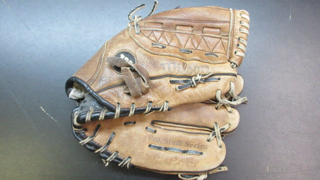 Load image into Gallery viewer, Used Wilson Pro Staff 11" Glove - RHT
