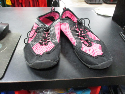 Used OP Youth Water Shoes Size Y4/Y5