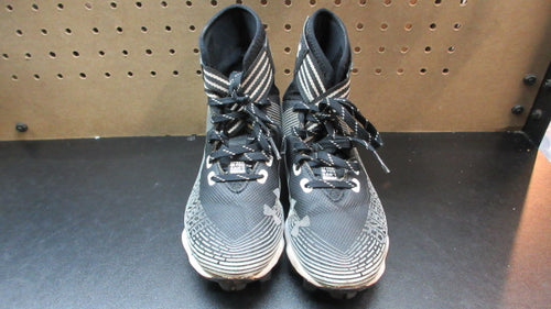 Used Under Armour UA Highlight Football Cleats - Size Youth 2.5