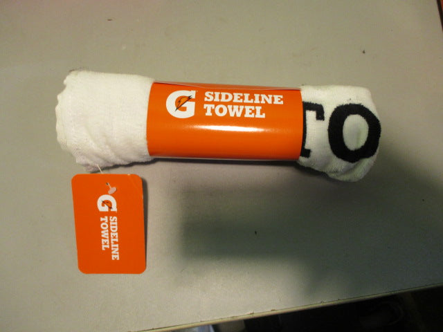 Load image into Gallery viewer, Gatorade Sideline TOWEL 16" H x 25" W
