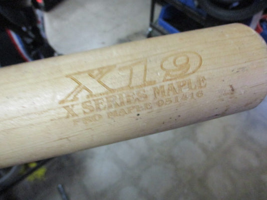Used Zinger X19 X Series Maple bat 31