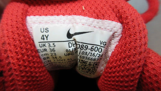 Used Nike Vapor Edge Shark 2 GS Baseball Cleats - Size Youth 4