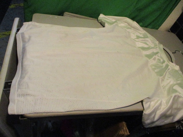 Load image into Gallery viewer, Used Under Armour Youth XL Football Practice Jersey (Has Stains)
