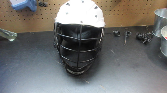 Used Cascade CPV-R Lacrosse Helmet - Size M/L