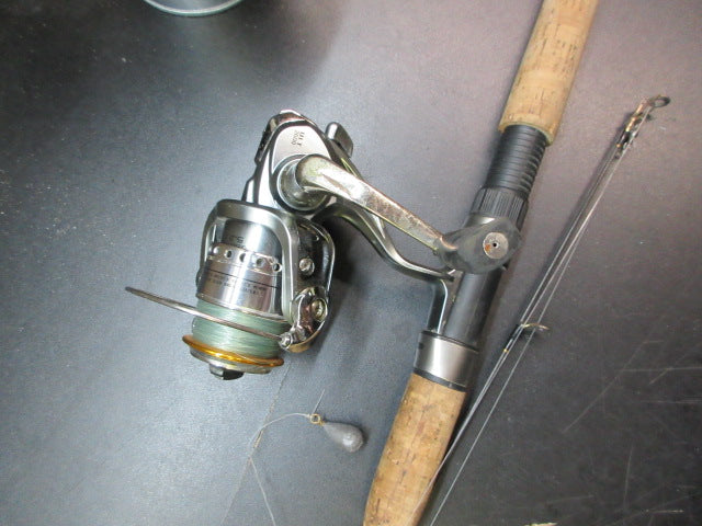 Load image into Gallery viewer, Used Ultra Cast ULT 2000 Fishing Rod
