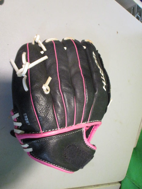 Used Worth Storm Fastpitch Glove - RHT