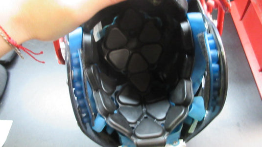 Used Schutt Vengeance Pro Varsity XL W/O Jaw Pads