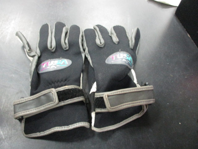 Load image into Gallery viewer, Used TUSA Adult Medium Dive Gloves
