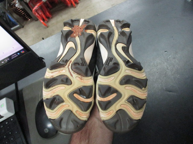 Load image into Gallery viewer, Used Nike Vapor Cleats Size 2
