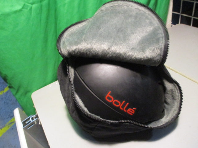 Load image into Gallery viewer, Used Bolle Ski/Snowboard Helmet Size Small 53-55CM Helmet
