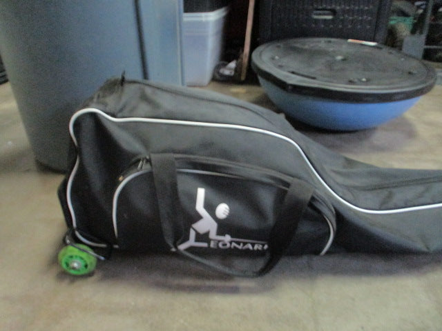 Load image into Gallery viewer, Used LEONARK Fencing Draw-bar Wheel Bag for Epee Saber and Foil
