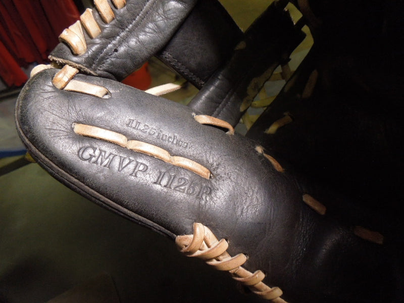Load image into Gallery viewer, Used Mizuno MVP Prime GMVP1125P 11.25" RHT Infield Glove
