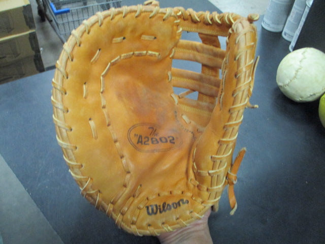 Load image into Gallery viewer, Used Wilson The A2802 1st Base Mitt Pro Back LHT
