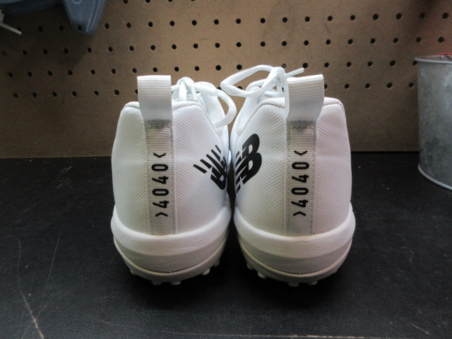Load image into Gallery viewer, Like New New Balance 4040 v8 Youth Turf-Trainer - Size 4.5

