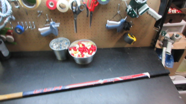 Load image into Gallery viewer, Used CCM Heat Junior Hockey Stick

