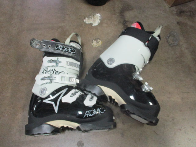 Load image into Gallery viewer, Used Atomic Medusa 70 Ski Boots Size 22.5
