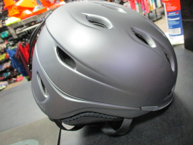 Load image into Gallery viewer, Used Smith Transport Boa Size Medium Ski  Helmet
