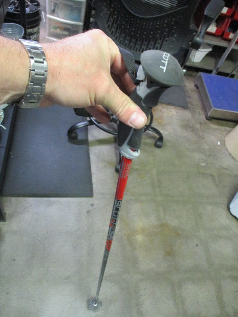 Load image into Gallery viewer, Used Scott USA 48&quot; TREKKING POLE
