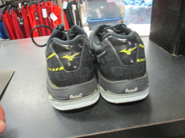 Load image into Gallery viewer, Used Mizuno Wave Lightning Z Size Womens 10 Volleyball Shoes
