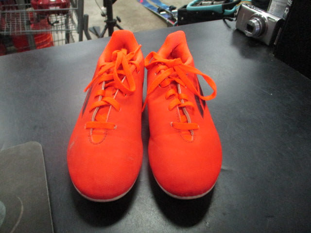 Load image into Gallery viewer, Used Adidas X Speedflow.4 FxG Size 2.5 Soccer Cleats

