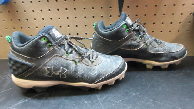 Load image into Gallery viewer, Used Under Armour Harper 8 Mid RM Men’s Baseball Cleat - Size Youth 6
