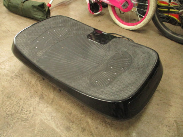 Load image into Gallery viewer, Used Bluefin Fitness Vibration Plate
