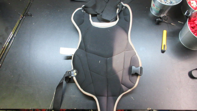 Load image into Gallery viewer, Used All-Star Catchers Chest Protector - Youth
