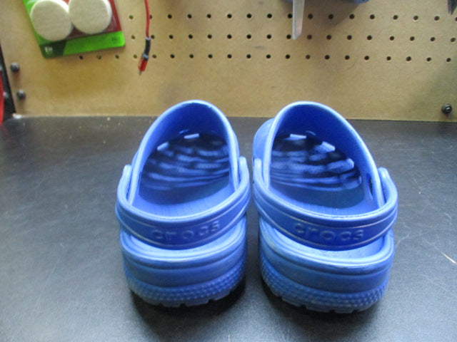 Load image into Gallery viewer, Used Crocs Classic Clog - Size Youth 13
