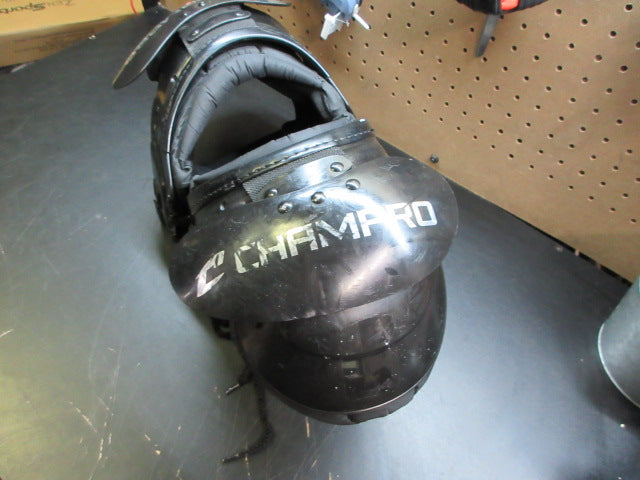 Load image into Gallery viewer, Used Champro Gauntlet 1 Football Shoulder Pads - Size Youth Medium 80-110 lb
