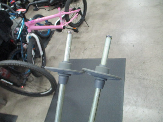 Used K2 5 Speed EXO 10 Carbon Composite 130Cm Downhill Ski Poles