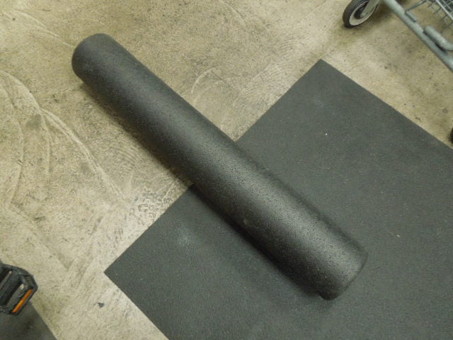 Load image into Gallery viewer, Used Condo Products 35" Firm Foam Roller
