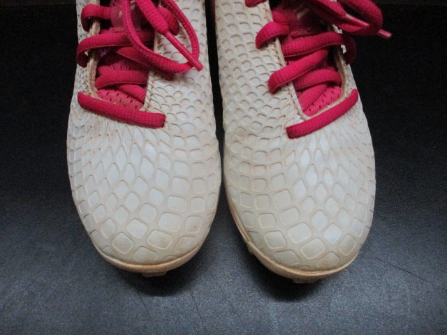 Load image into Gallery viewer, Used Under Armour Women's Glyde 2.0 RM Softball Cleats - Size Youth 13

