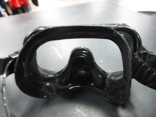 Used Black Scuba Mask