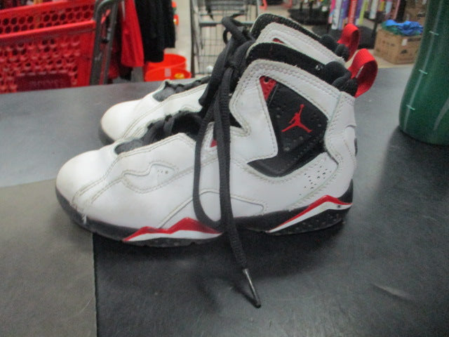Load image into Gallery viewer, Used Jordan True Flight Youth 13c Basketball Shoes
