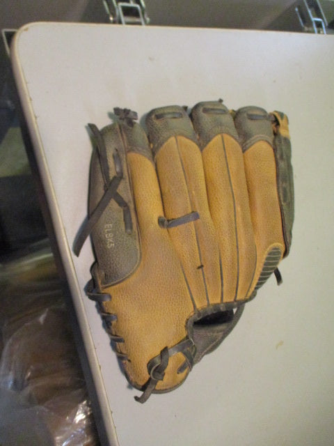 Used Rawlings Players Series 10