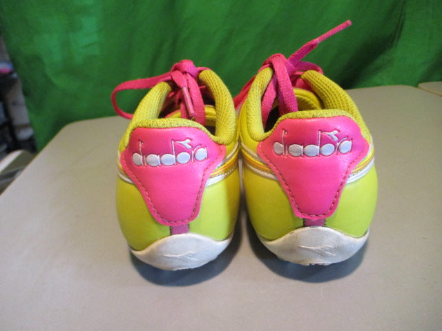 Load image into Gallery viewer, Used Diadora Youth Size 1 Soccer Cleats
