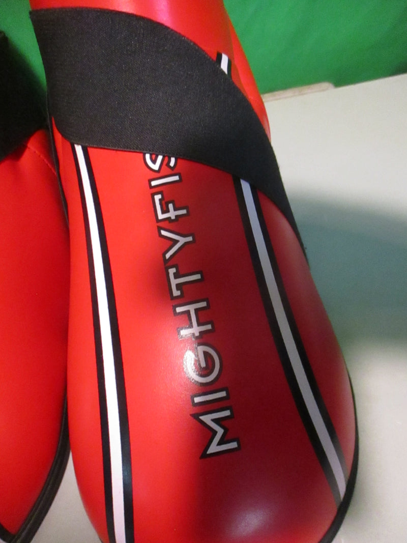 Load image into Gallery viewer, Used Mighty Fist ITF Approved Size Medium Sparring Foot Protector
