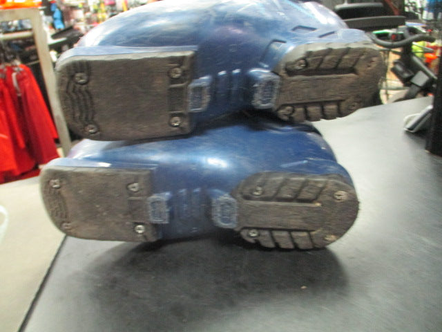 Load image into Gallery viewer, Used AXIS AX! Kids size 18.5 Downhill Ski Boots USA Yth 11
