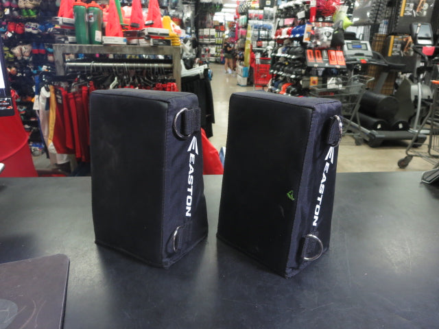 Load image into Gallery viewer, Used Easton Catcher Knee Savers Size Jr
