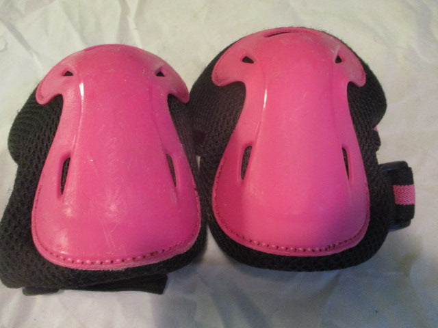 Load image into Gallery viewer, Used ZPM Sports SKate Knee Pads Size Medium
