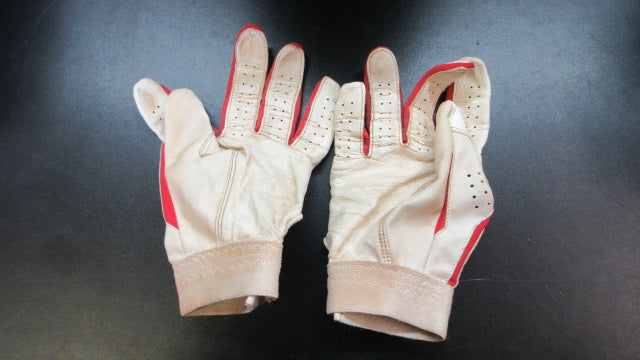 Load image into Gallery viewer, Used Under Armour Batting Gloves - Size Youth
